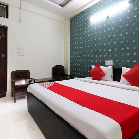 Oyo 40431 Hotel Amar Prem Lucknow Eksteriør bilde