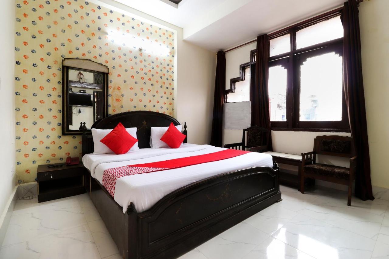Oyo 40431 Hotel Amar Prem Lucknow Eksteriør bilde