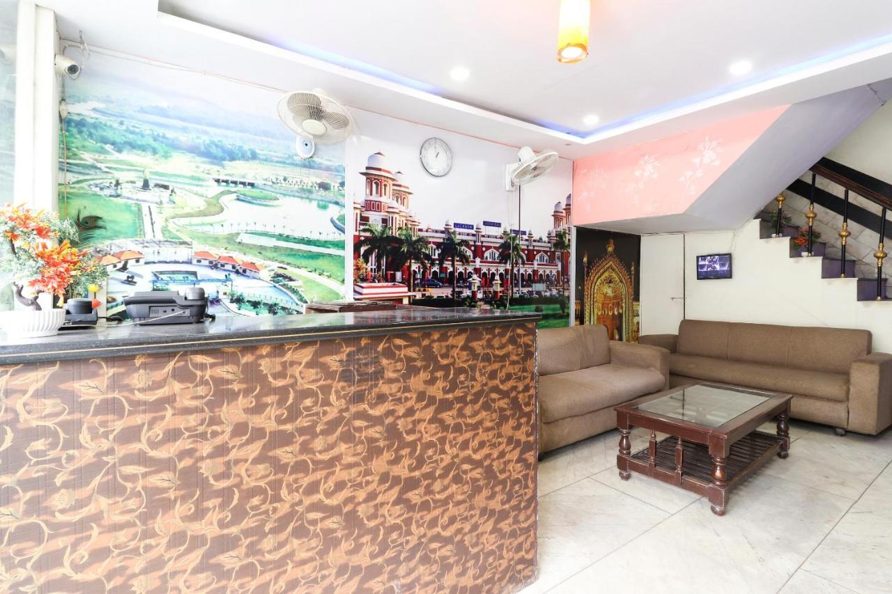 Oyo 40431 Hotel Amar Prem Lucknow Eksteriør bilde