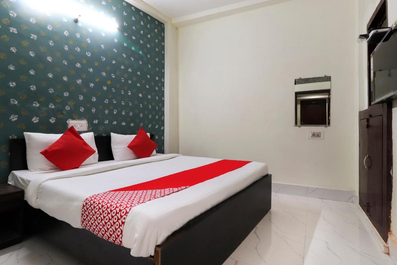 Oyo 40431 Hotel Amar Prem Lucknow Eksteriør bilde